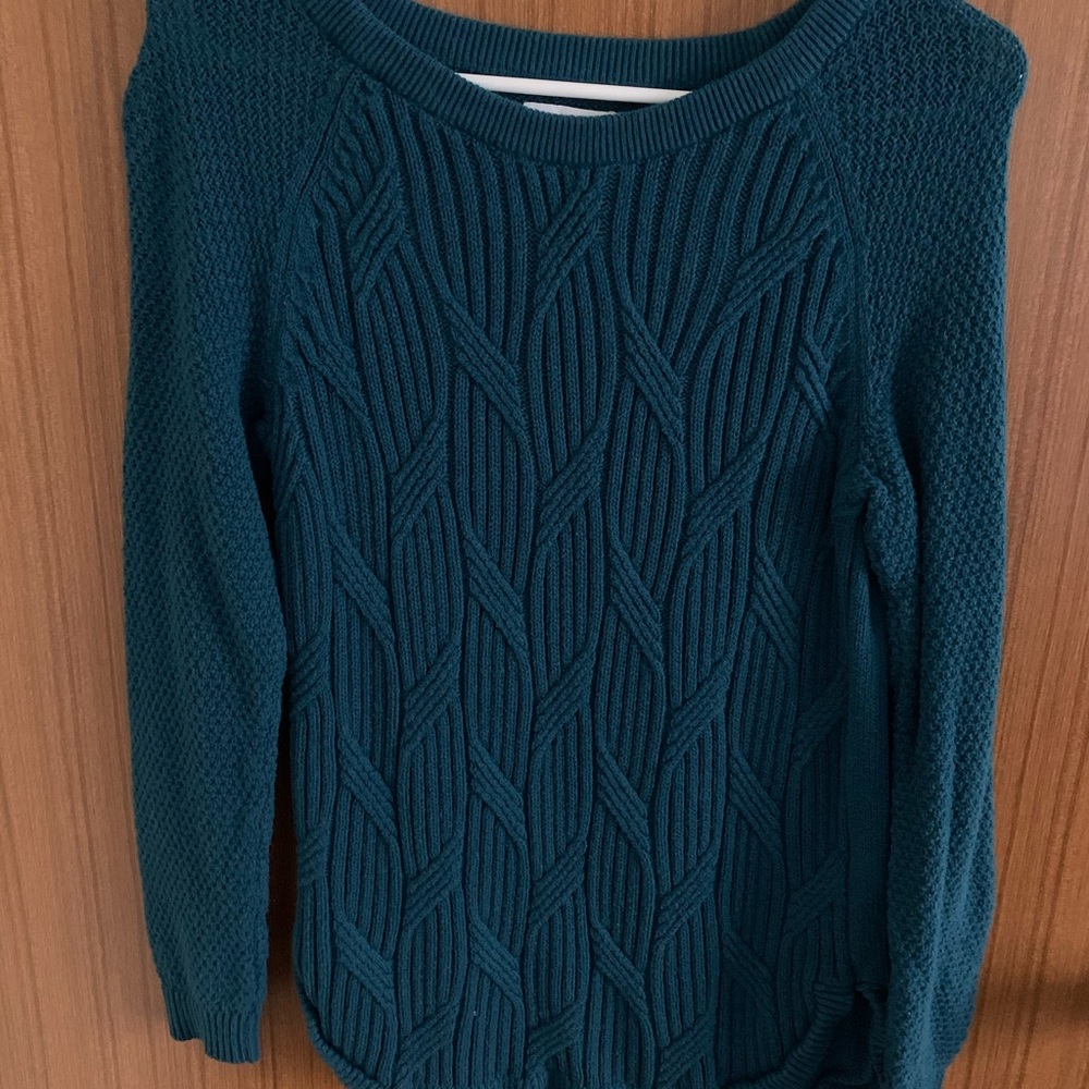 Knit sweater